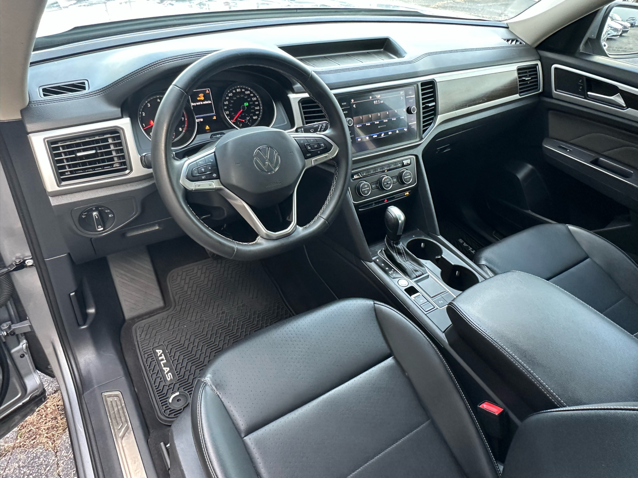 Volkswagen Atlas 2.0T SE w/Technology FWD *Ltd Avail* 2021