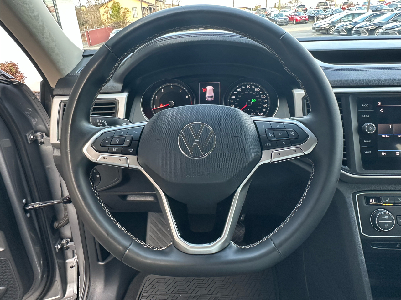 Volkswagen Atlas 2.0T SE w/Technology FWD *Ltd Avail* 2021