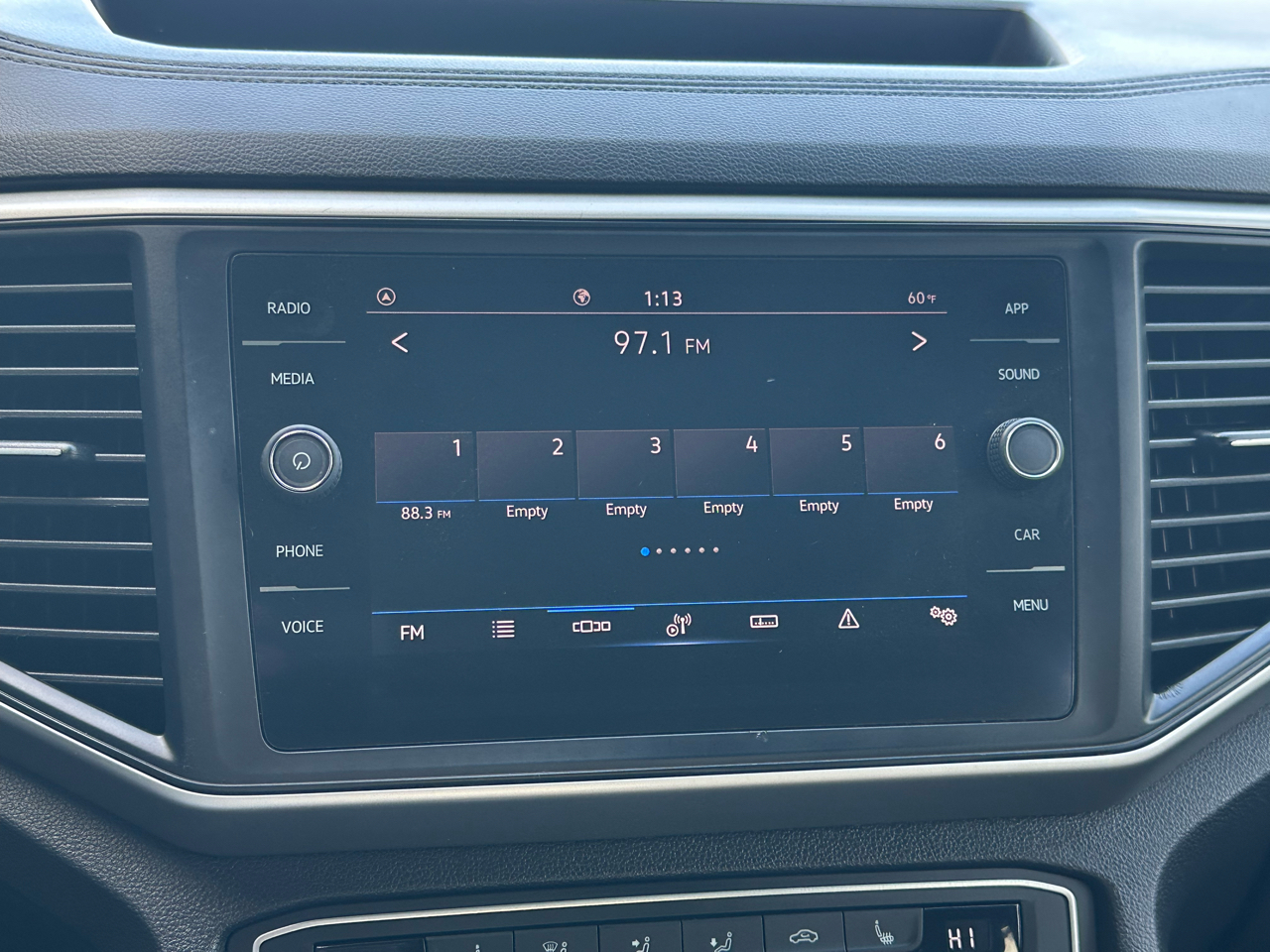 Volkswagen Atlas 2.0T SE w/Technology FWD *Ltd Avail* 2021