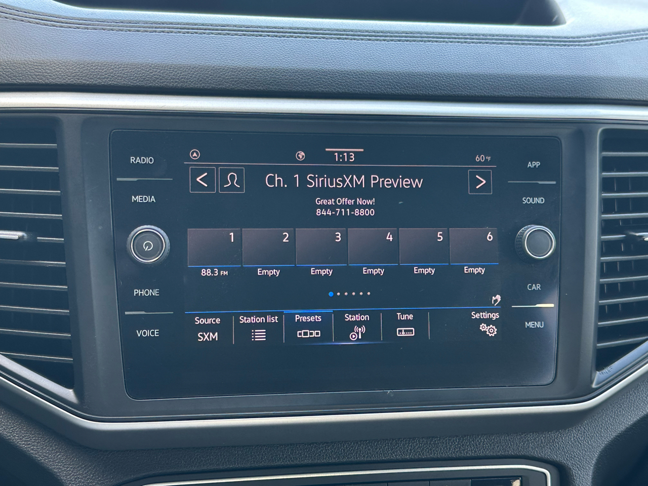 Volkswagen Atlas 2.0T SE w/Technology FWD *Ltd Avail* 2021