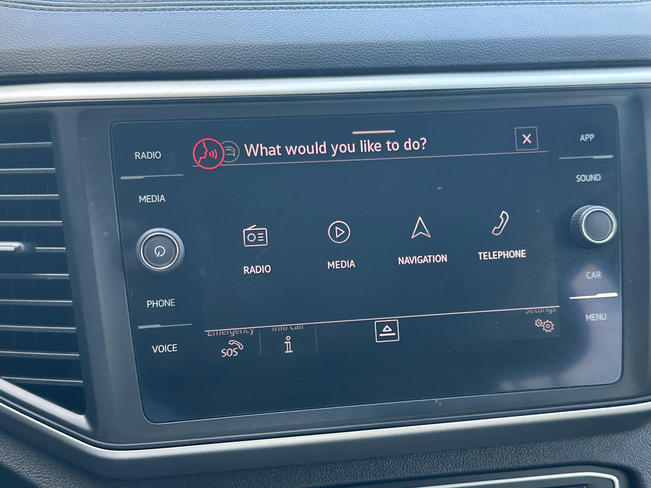 Volkswagen Atlas 2.0T SE w/Technology FWD *Ltd Avail* 2021