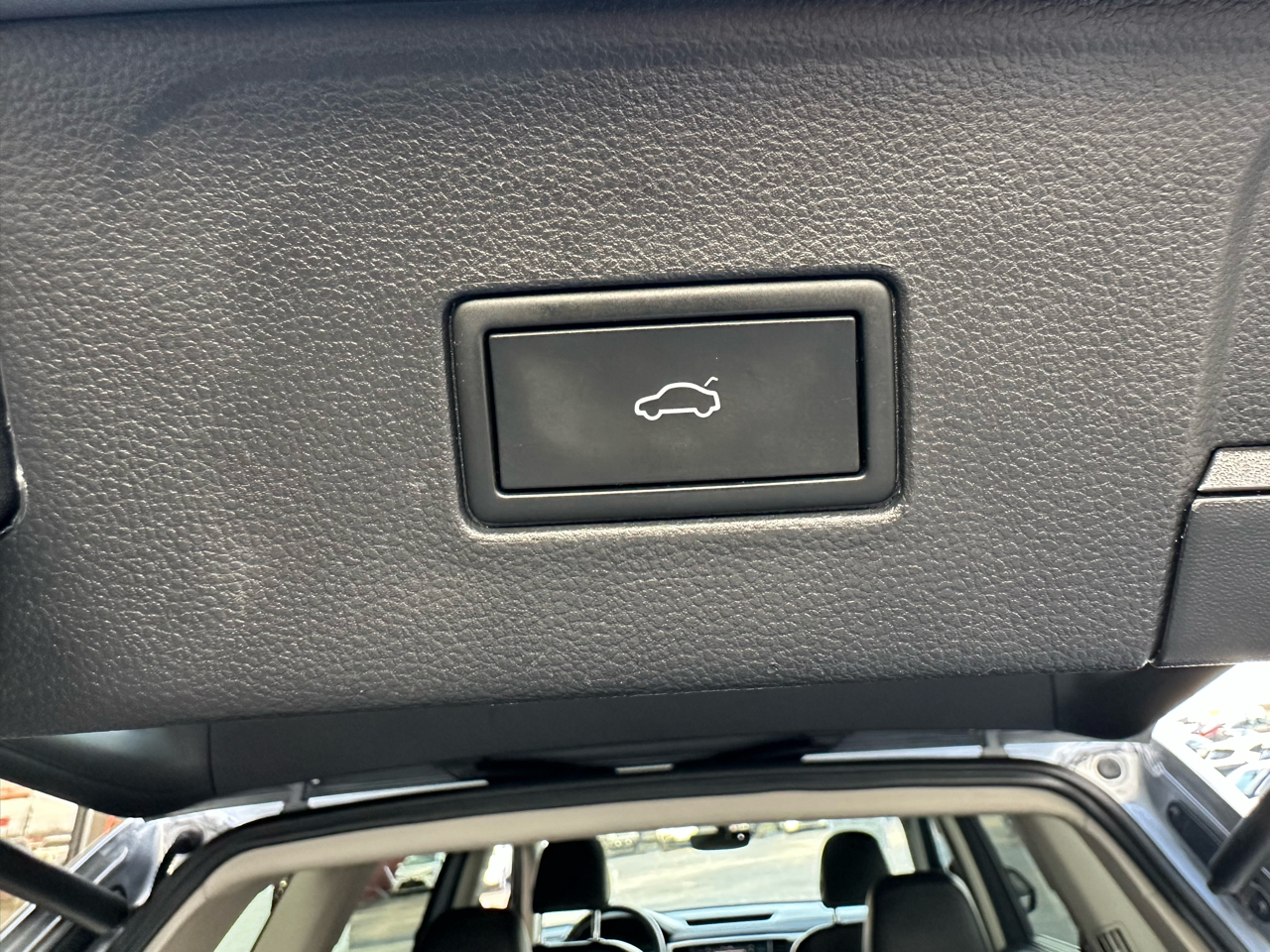 Volkswagen Atlas 2.0T SE w/Technology FWD *Ltd Avail* 2021