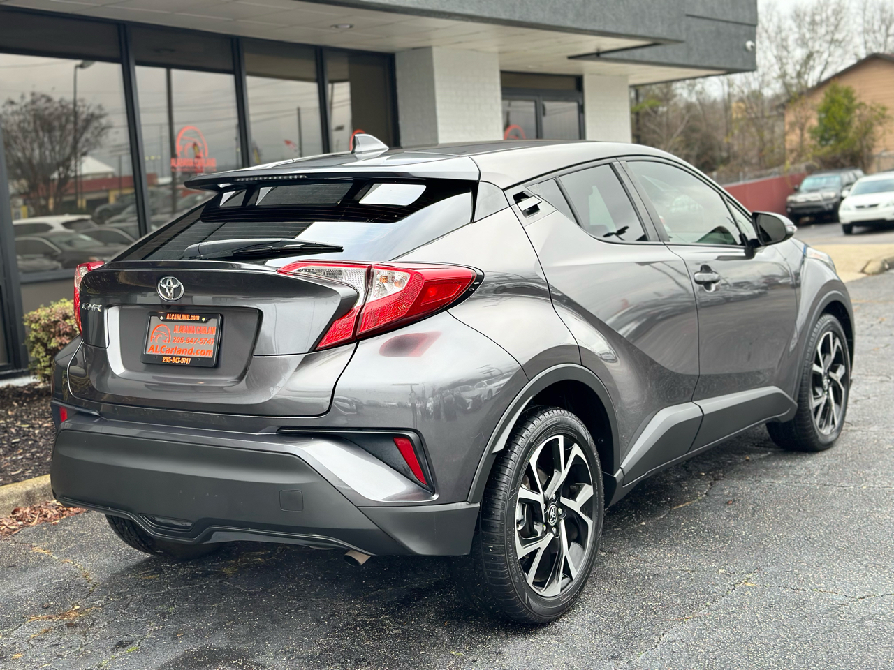 Toyota C-HR XLE FWD (Natl) 2020
