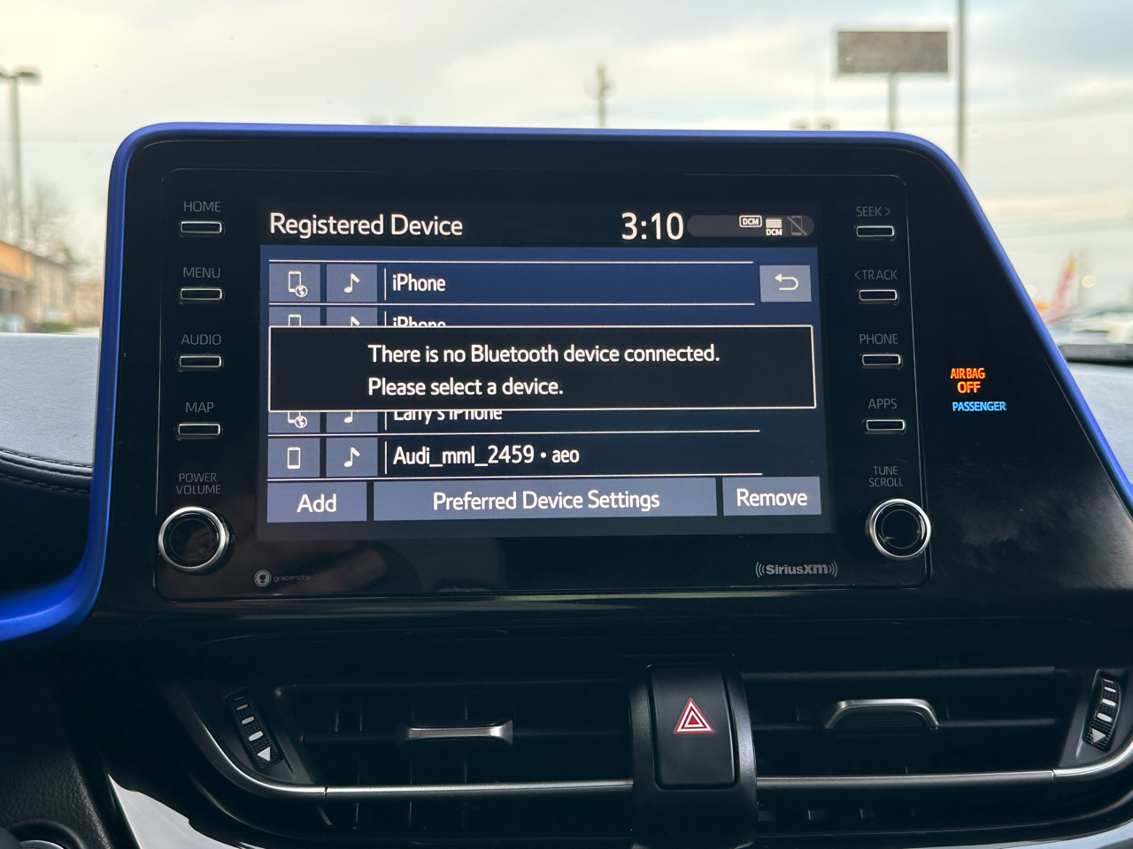 Toyota C-HR XLE FWD (Natl) 2020