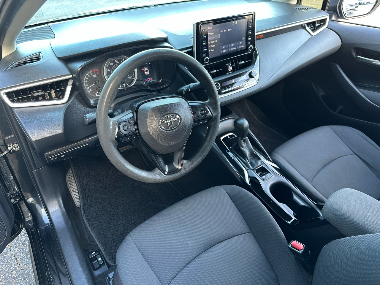 Toyota Corolla LE CVT (Natl) 2020