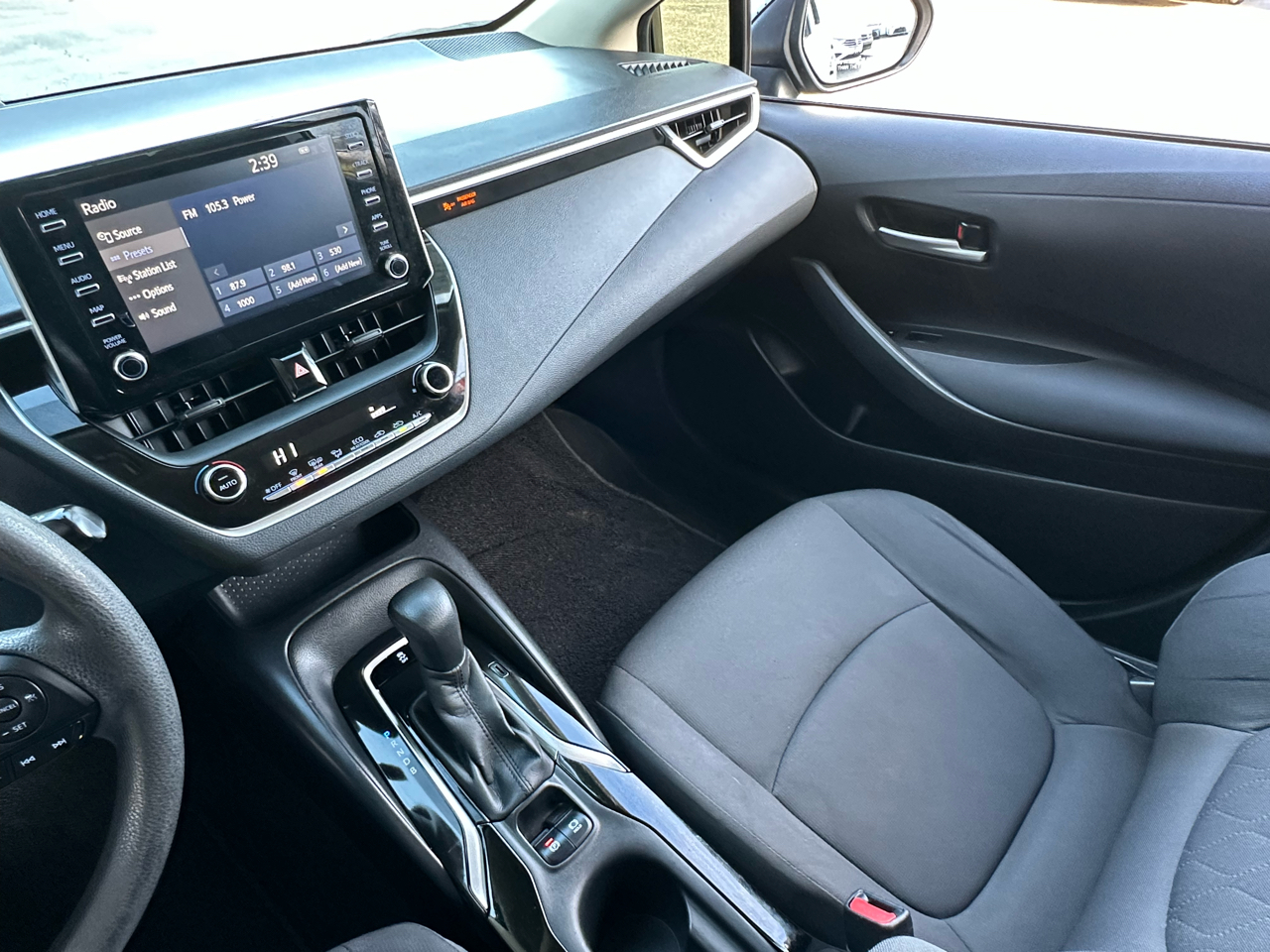 Toyota Corolla LE CVT (Natl) 2020