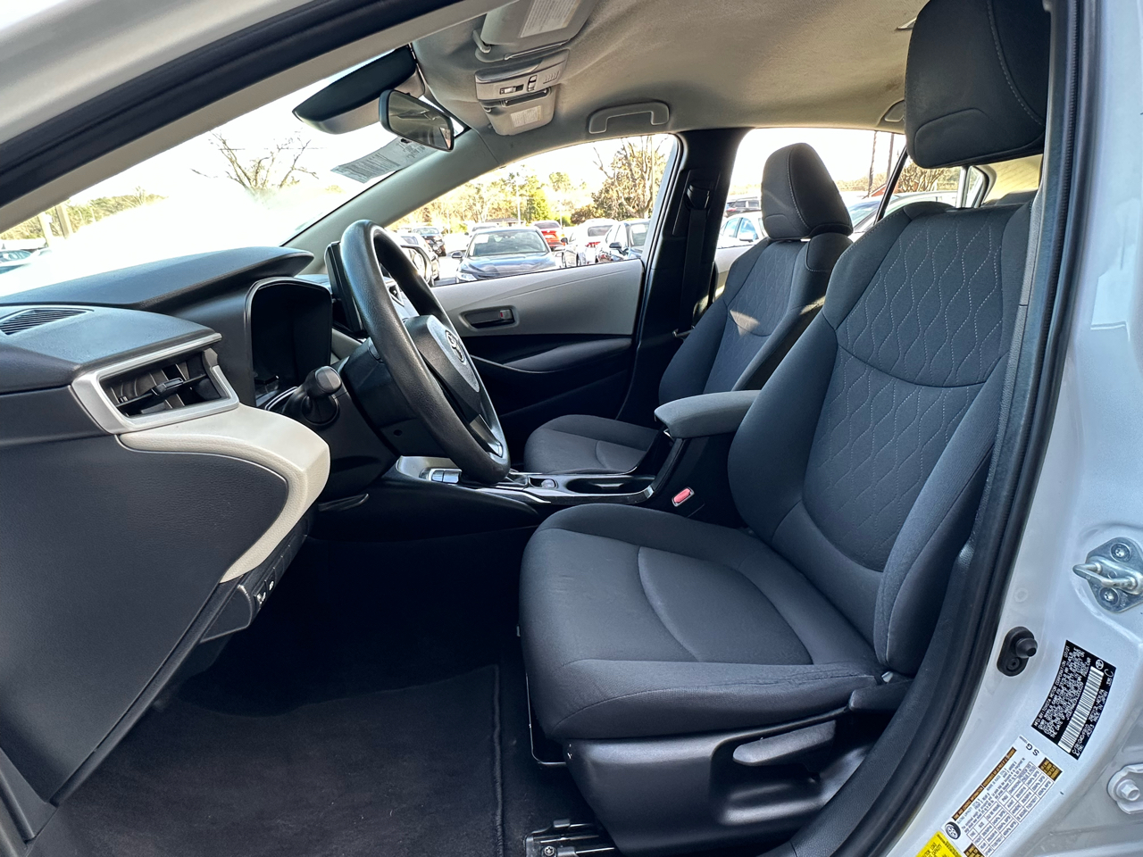 Toyota Corolla LE CVT (Natl) 2022