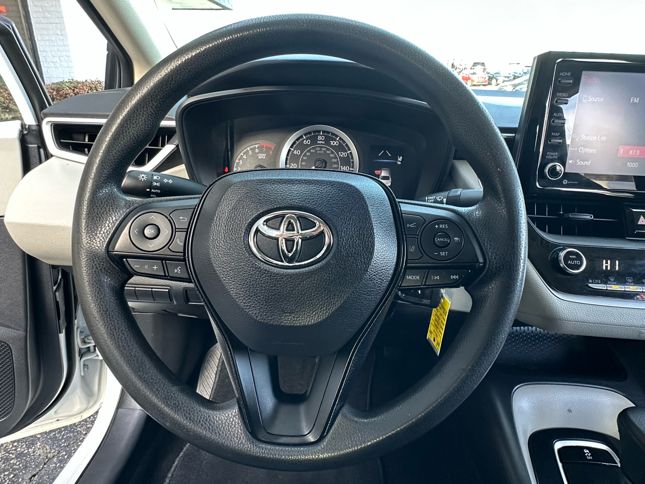 Toyota Corolla LE CVT (Natl) 2022