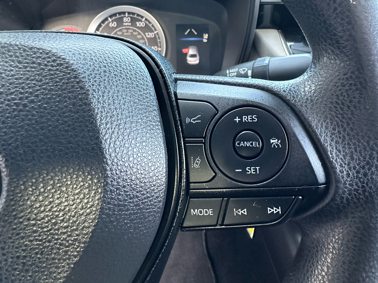 Toyota Corolla LE CVT (Natl) 2022