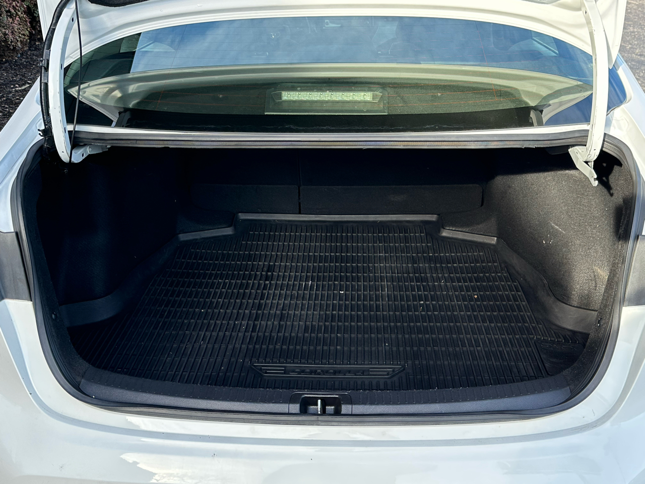 Toyota Corolla LE CVT (Natl) 2022