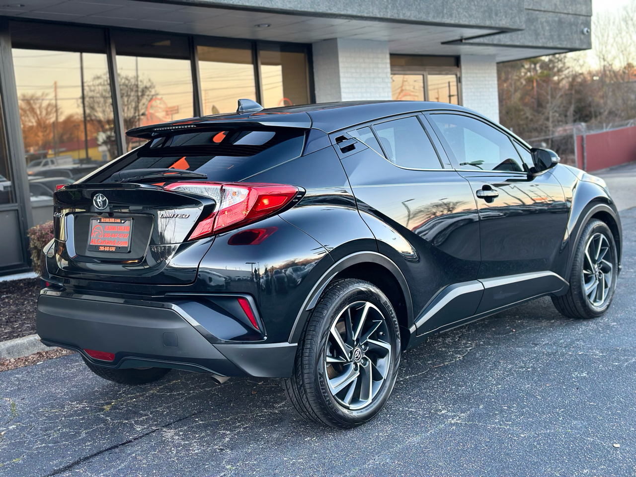 Toyota C-HR Limited FWD (Natl) 2021