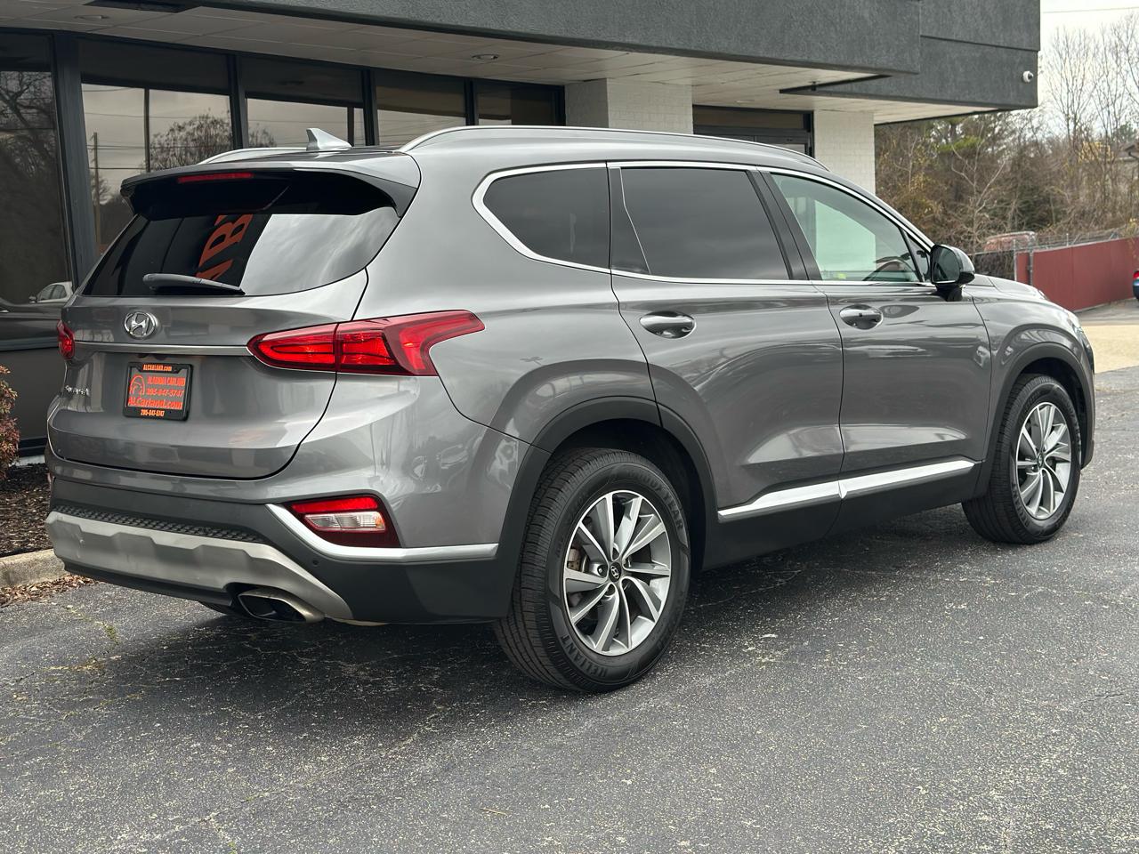 Hyundai Santa Fe SEL 2.4L Auto FWD 2020