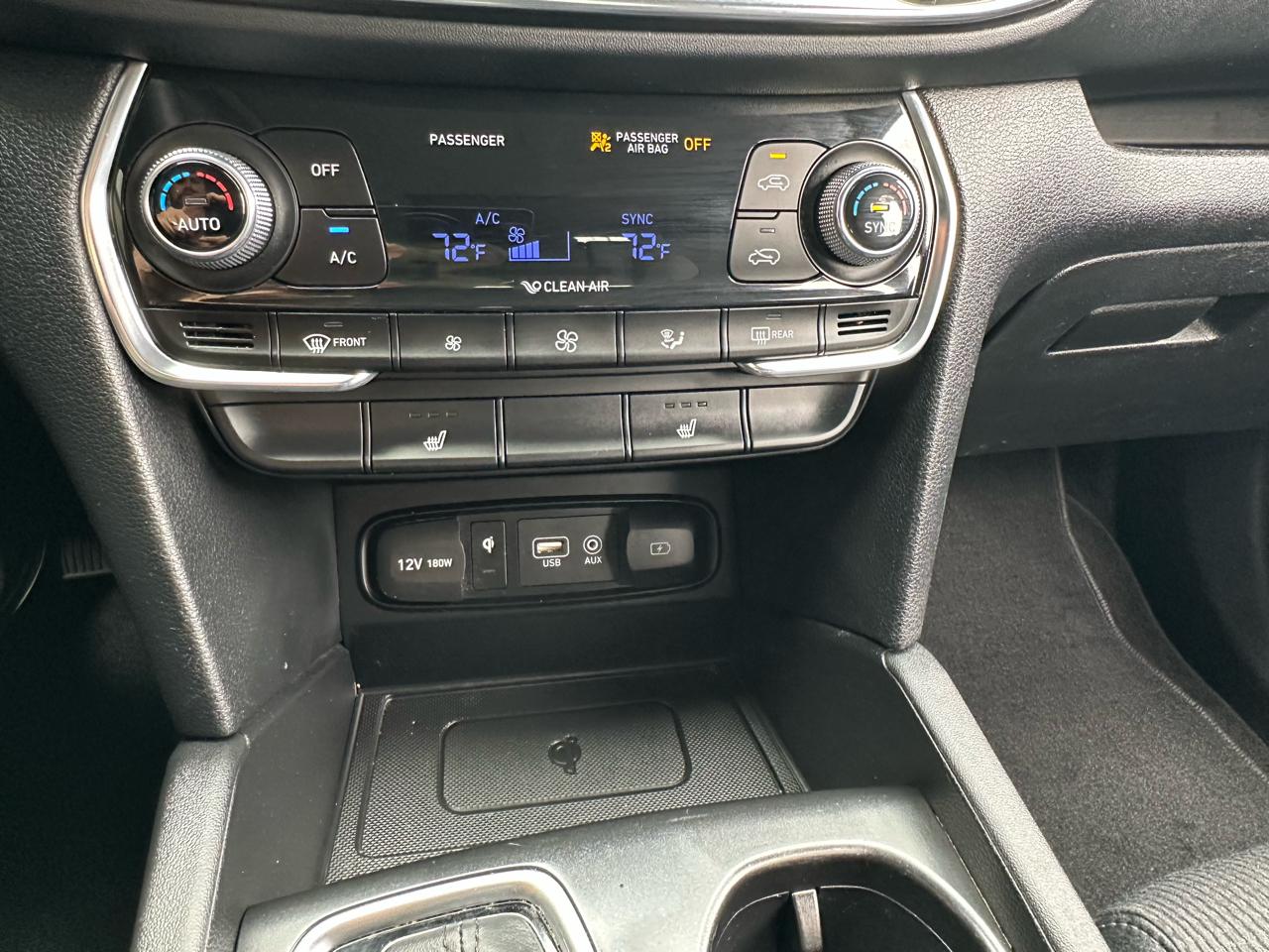 Hyundai Santa Fe SEL 2.4L Auto FWD 2020