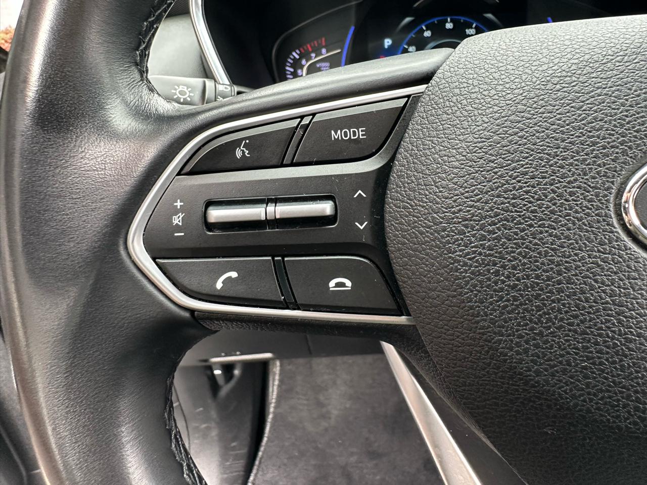 Hyundai Santa Fe SEL 2.4L Auto FWD 2020