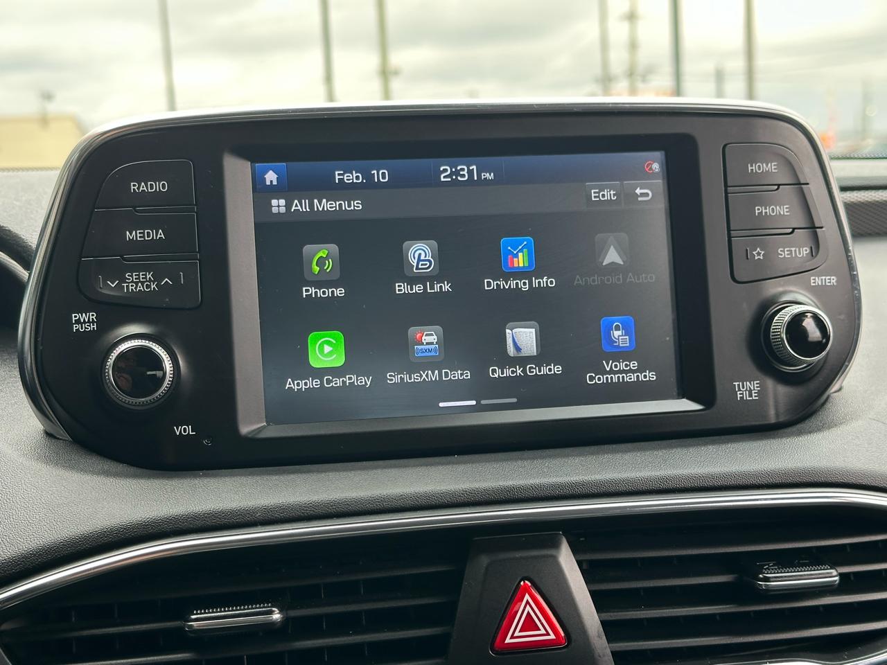 Hyundai Santa Fe SEL 2.4L Auto FWD 2020