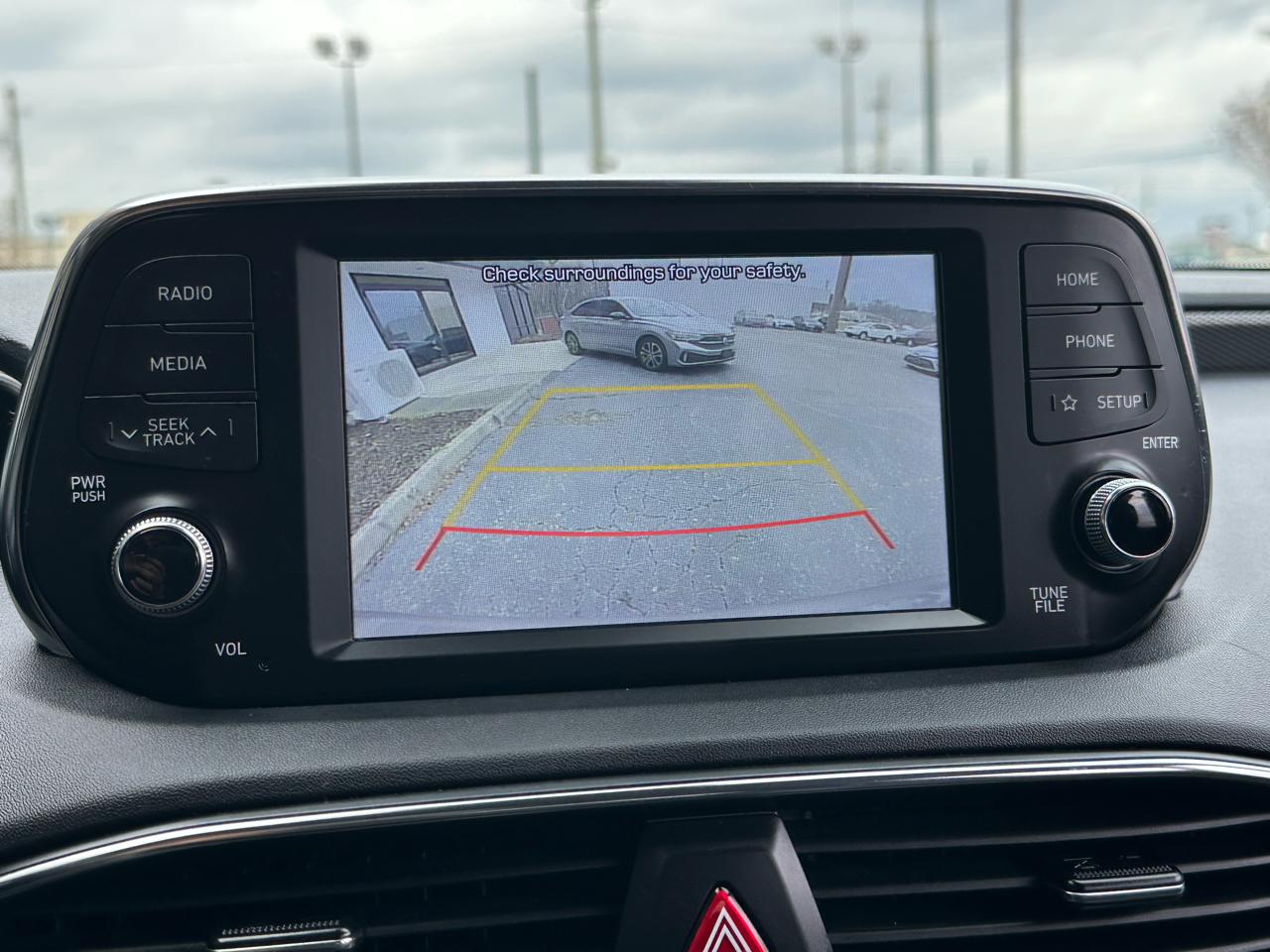 Hyundai Santa Fe SEL 2.4L Auto FWD 2020