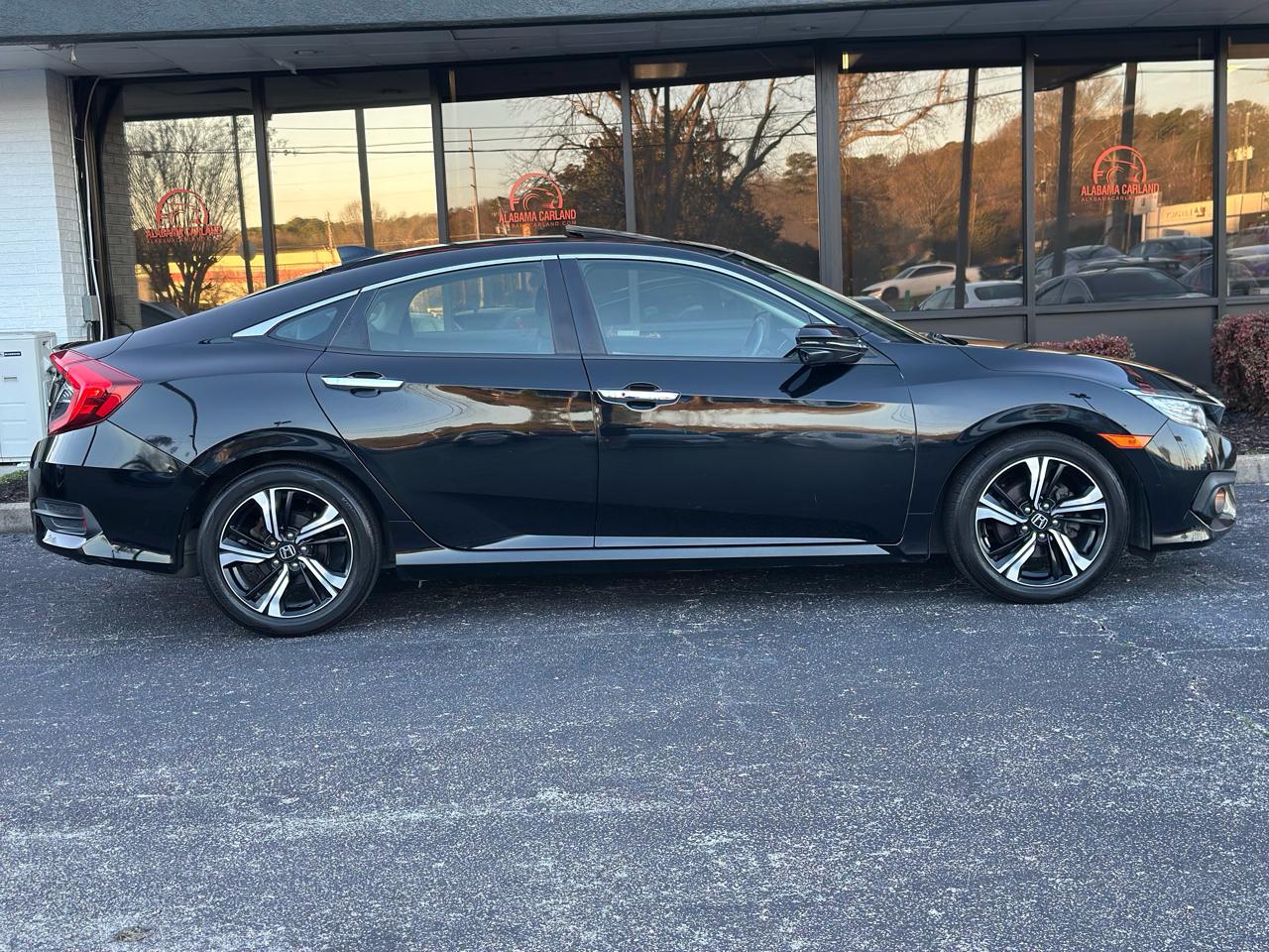 Honda Civic Sedan Touring CVT 2018