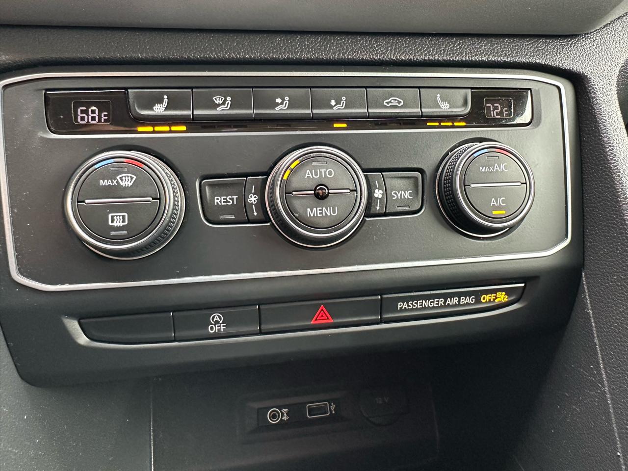 Volkswagen Atlas 3.6L V6 SE w/Technology FWD 2019