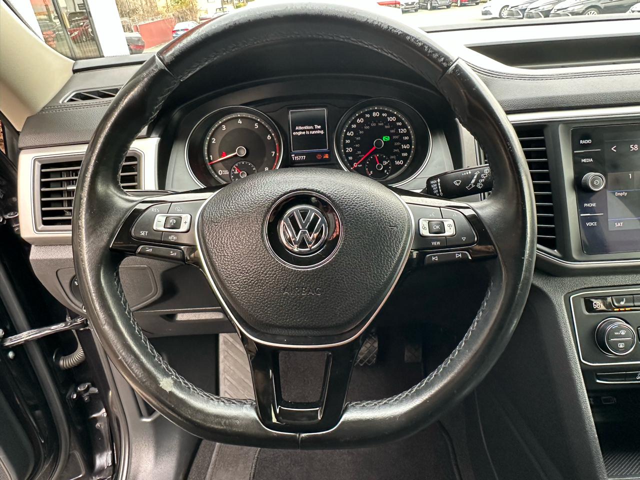 Volkswagen Atlas 3.6L V6 SE w/Technology FWD 2019