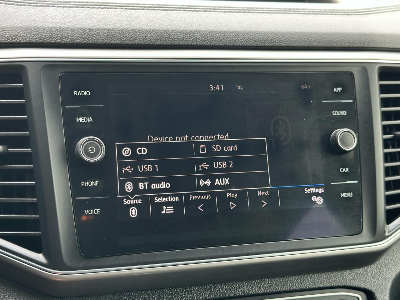 Volkswagen Atlas 3.6L V6 SE w/Technology FWD 2019