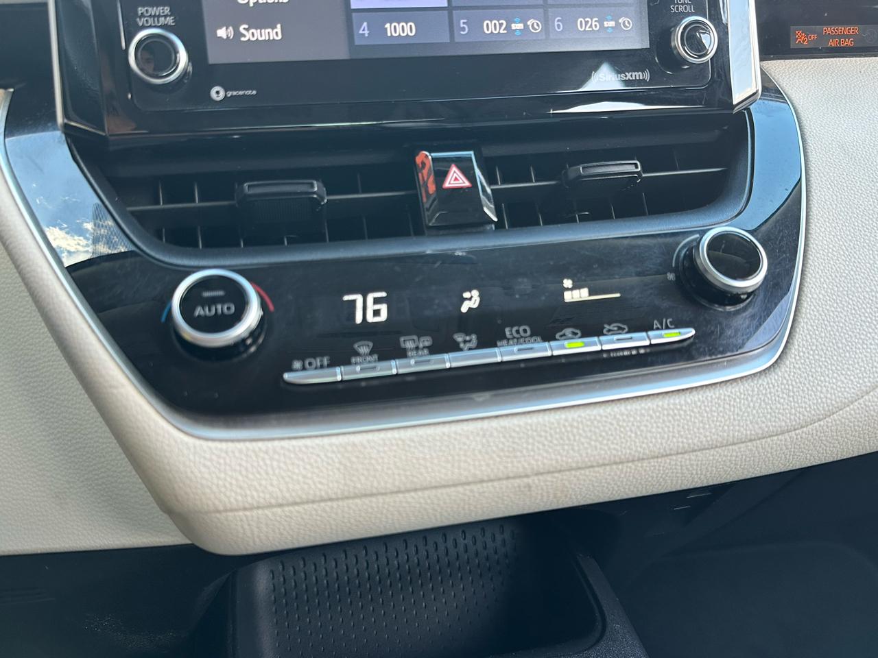 Toyota Corolla LE CVT (Natl) 2021