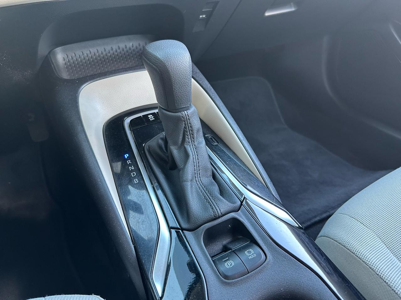 Toyota Corolla LE CVT (Natl) 2021