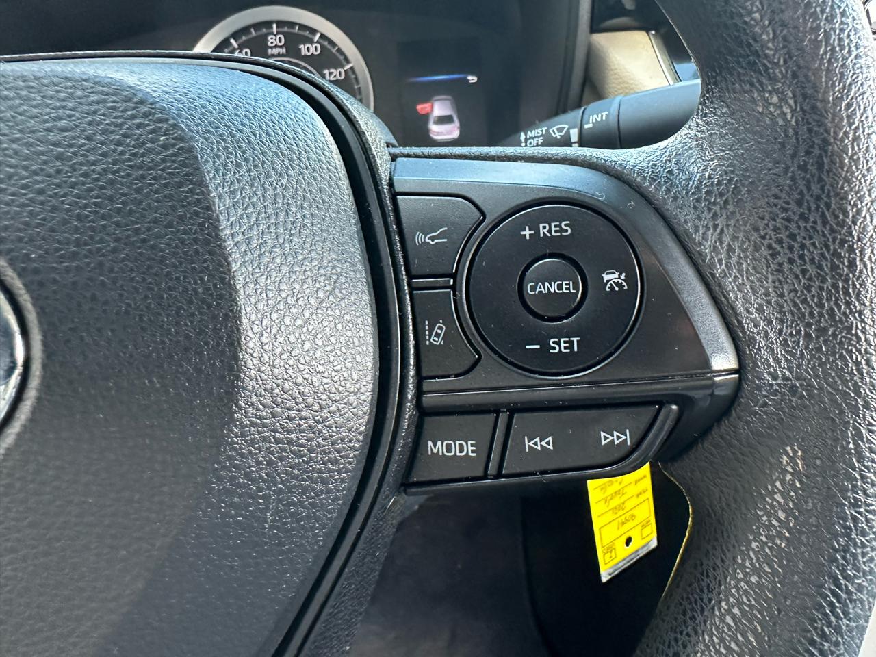 Toyota Corolla LE CVT (Natl) 2021