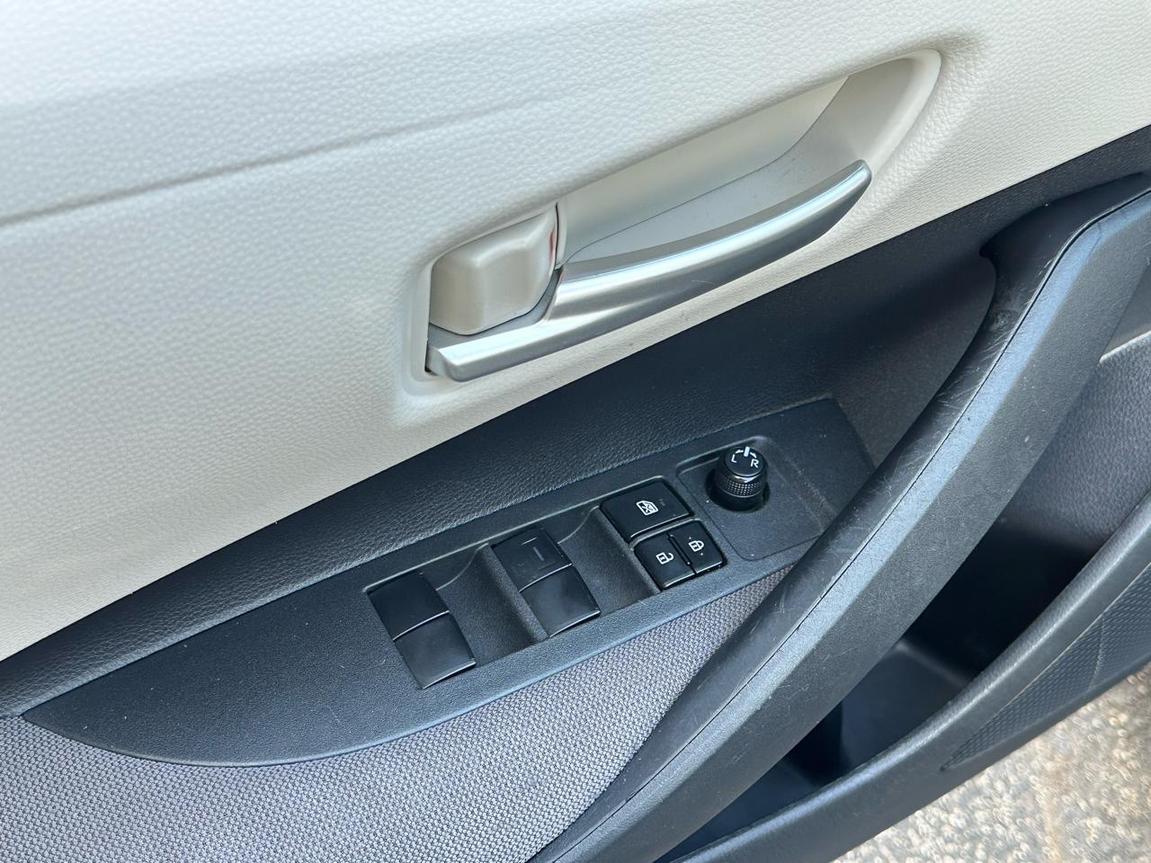 Toyota Corolla LE CVT (Natl) 2021