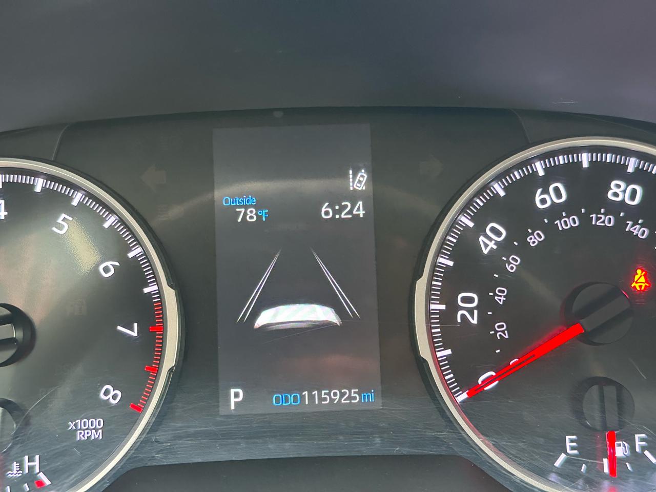 Toyota RAV4 LE AWD (Natl) 2021