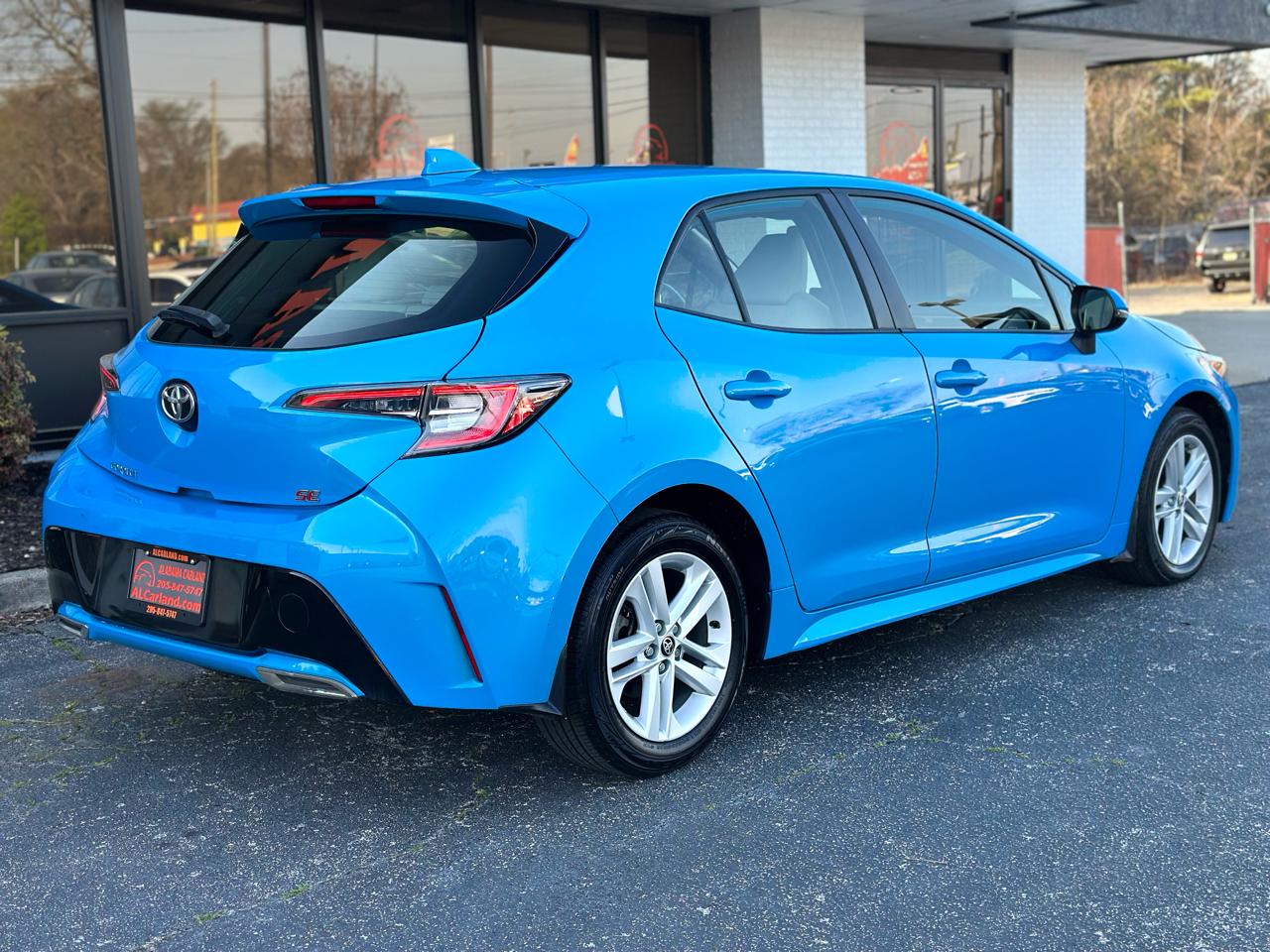 Toyota Corolla Hatchback SE CVT (Natl) 2021