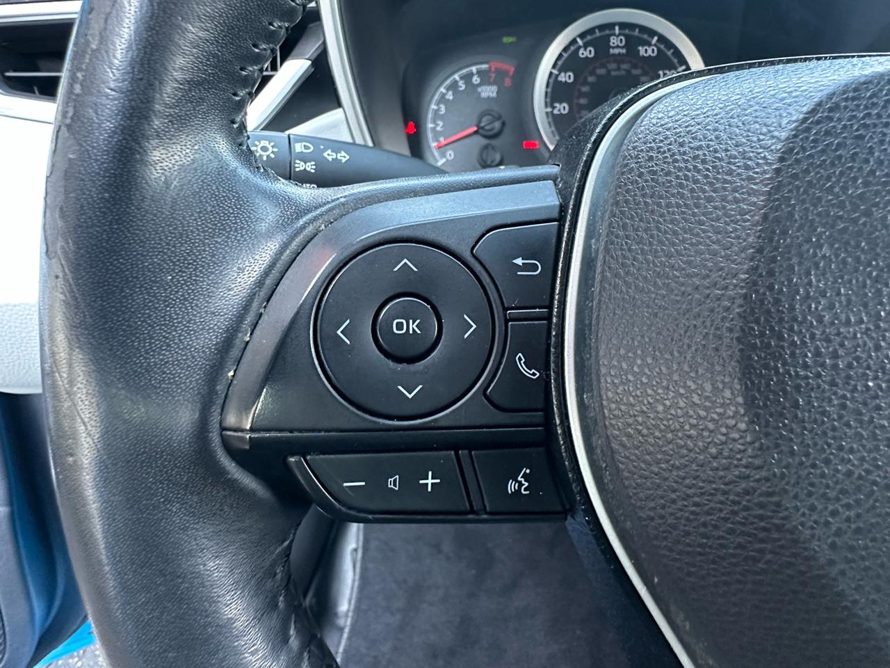 Toyota Corolla Hatchback SE CVT (Natl) 2021