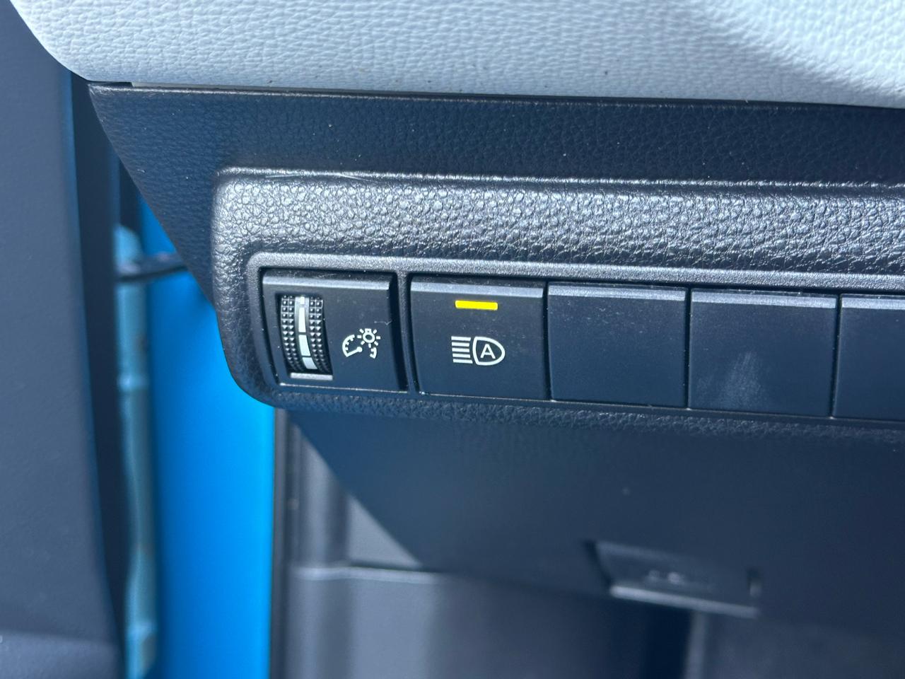 Toyota Corolla Hatchback SE CVT (Natl) 2021