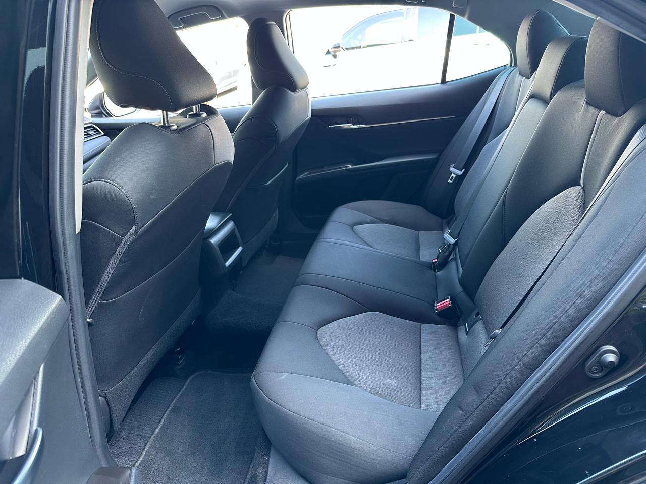 Toyota Camry LE Auto (Natl) 2021