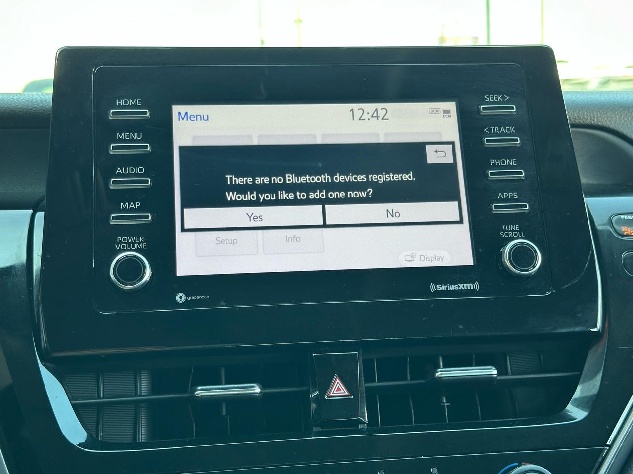 Toyota Camry LE Auto (Natl) 2021