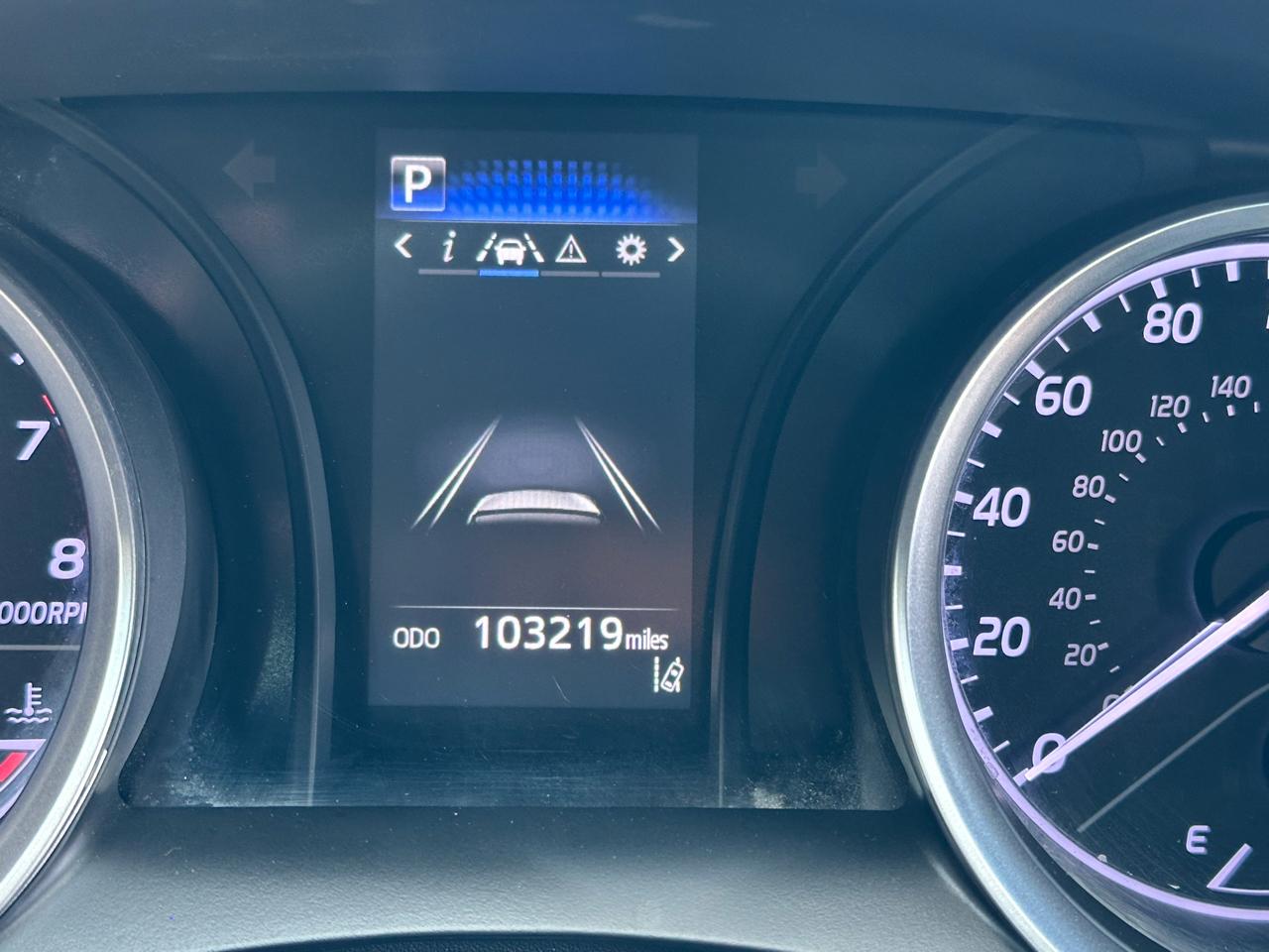 Toyota Camry LE Auto (Natl) 2021