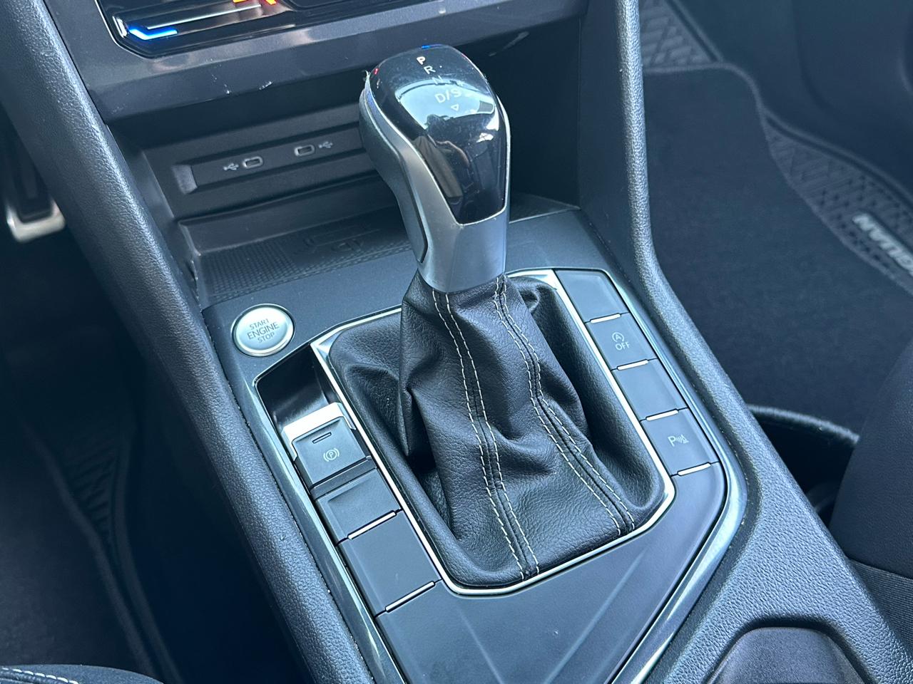 Volkswagen Tiguan 2.0T SE R-Line Black FWD 2022