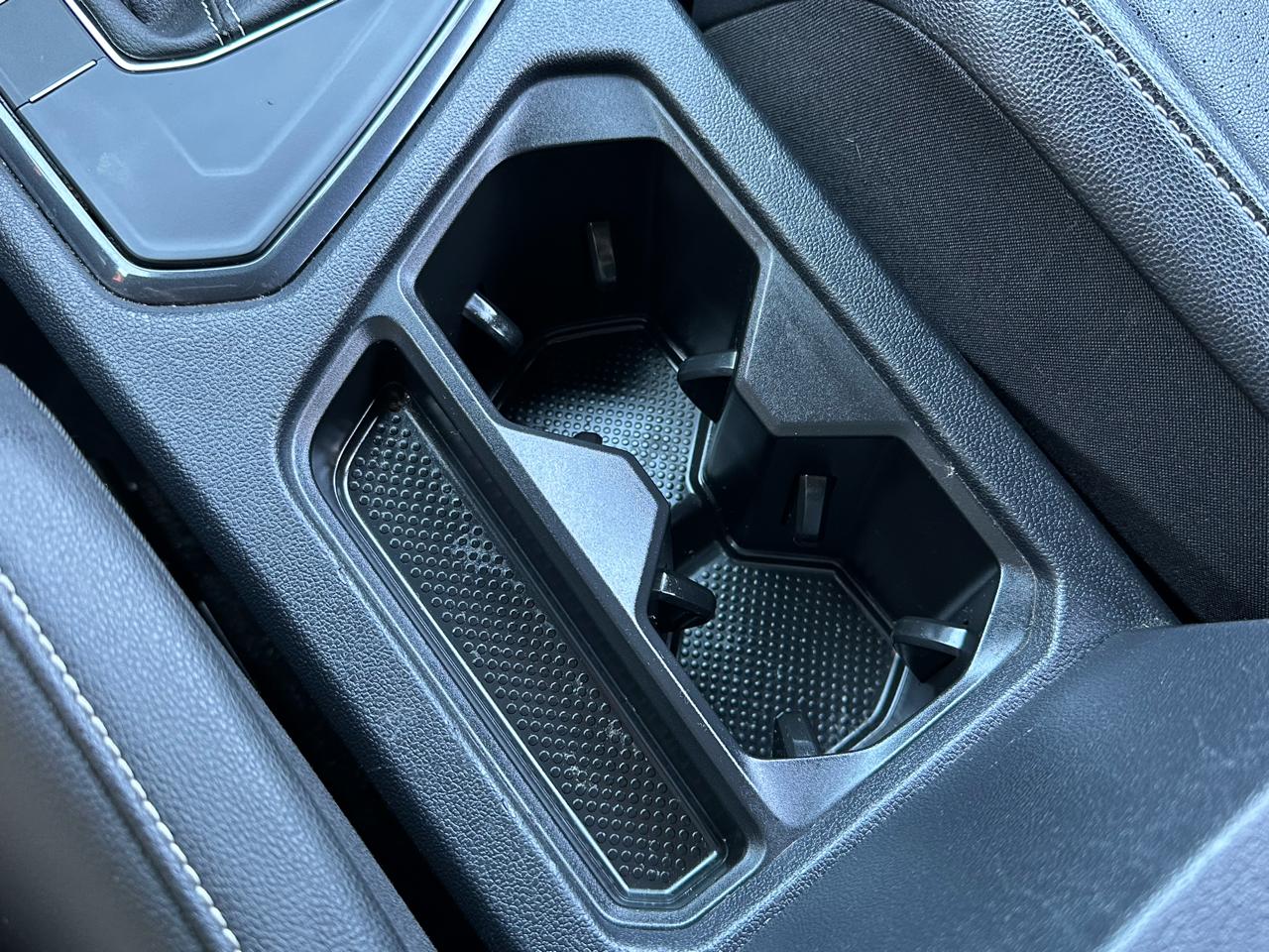 Volkswagen Tiguan 2.0T SE R-Line Black FWD 2022