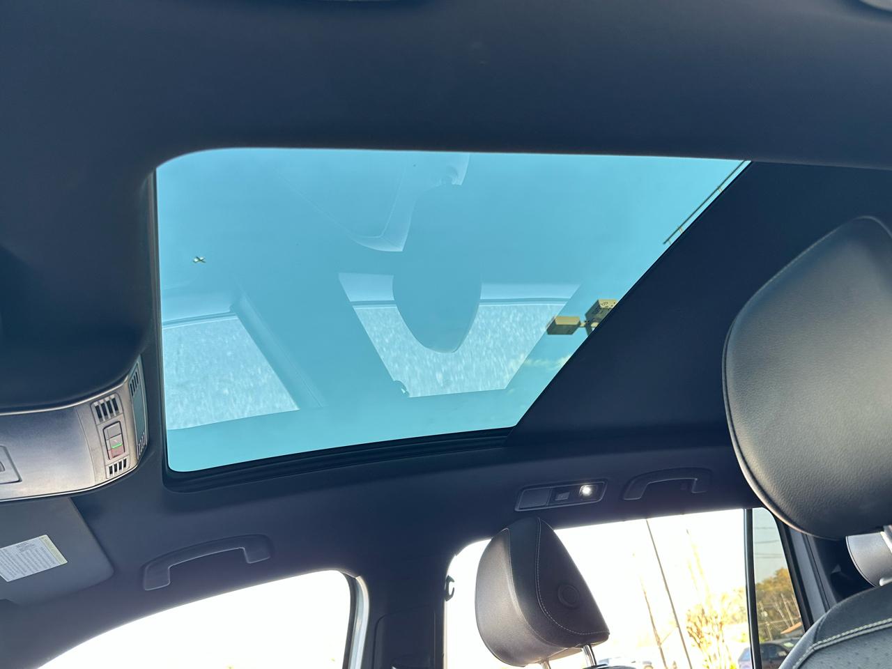 Volkswagen Tiguan 2.0T SE R-Line Black FWD 2022