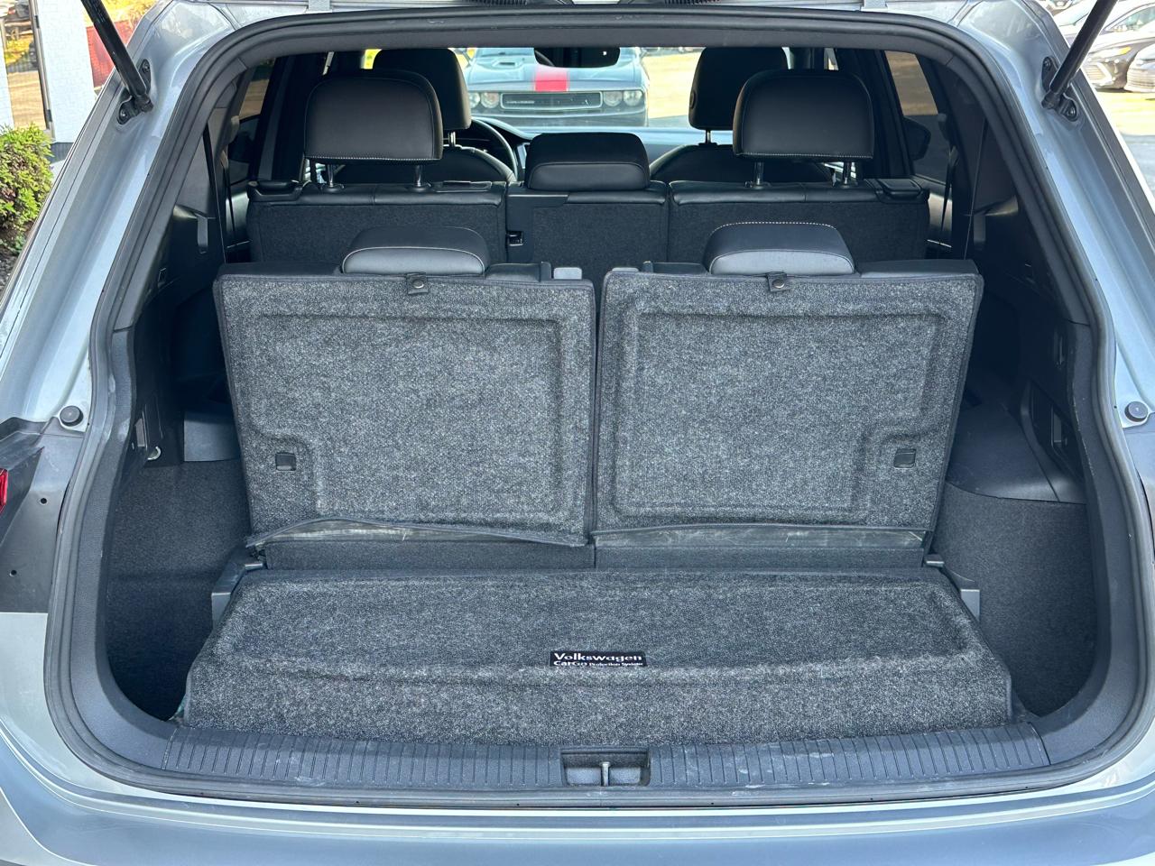 Volkswagen Tiguan 2.0T SE R-Line Black FWD 2022