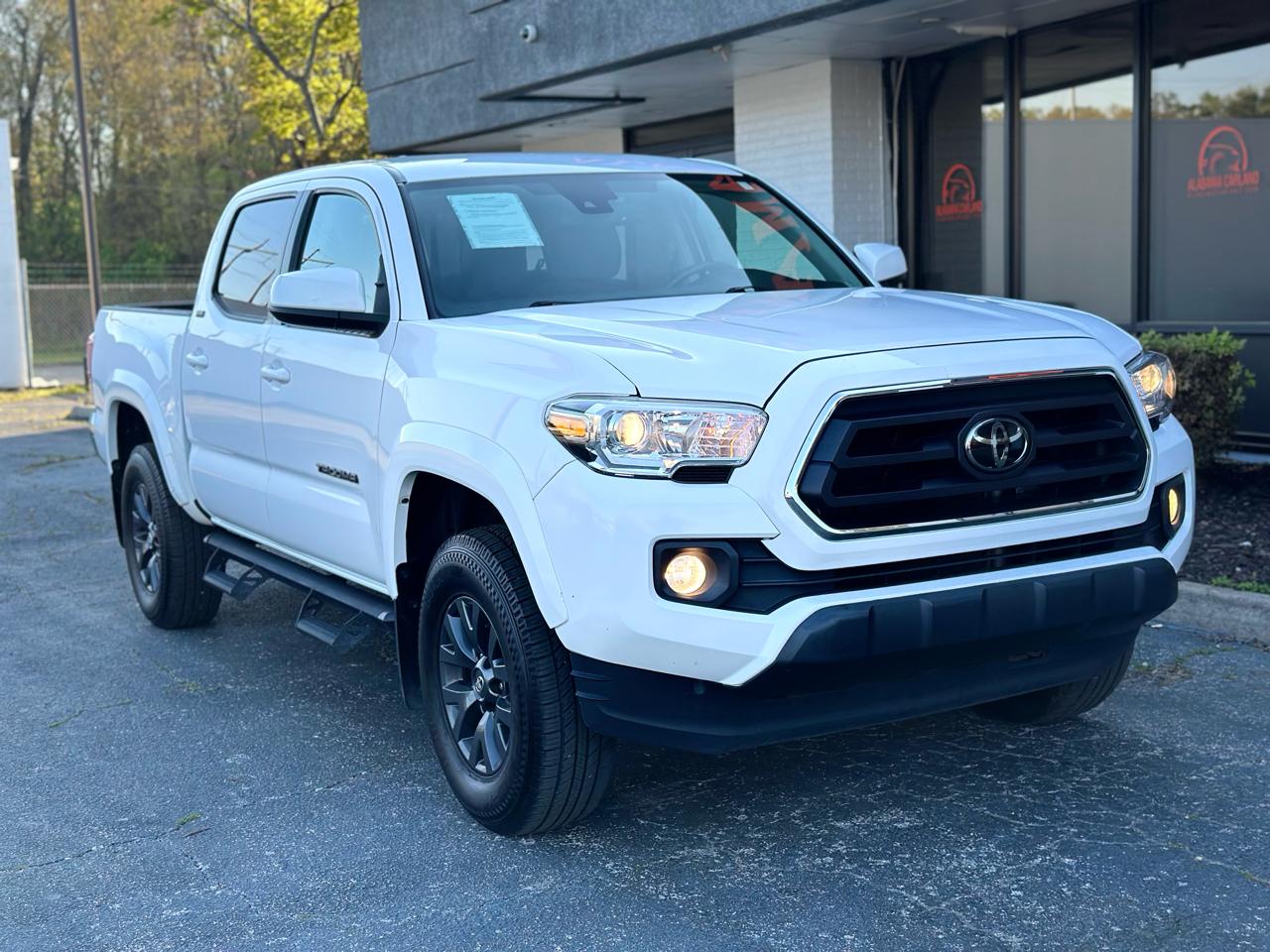 Toyota Tacoma 2WD SR5 Double Cab 5' Bed V6 AT (Natl) 2022