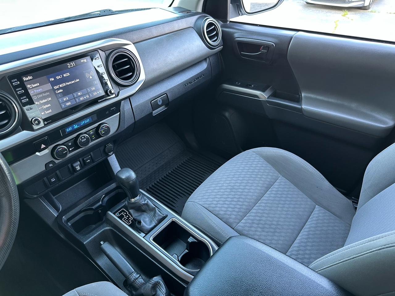 Toyota Tacoma 2WD SR5 Double Cab 5' Bed V6 AT (Natl) 2022