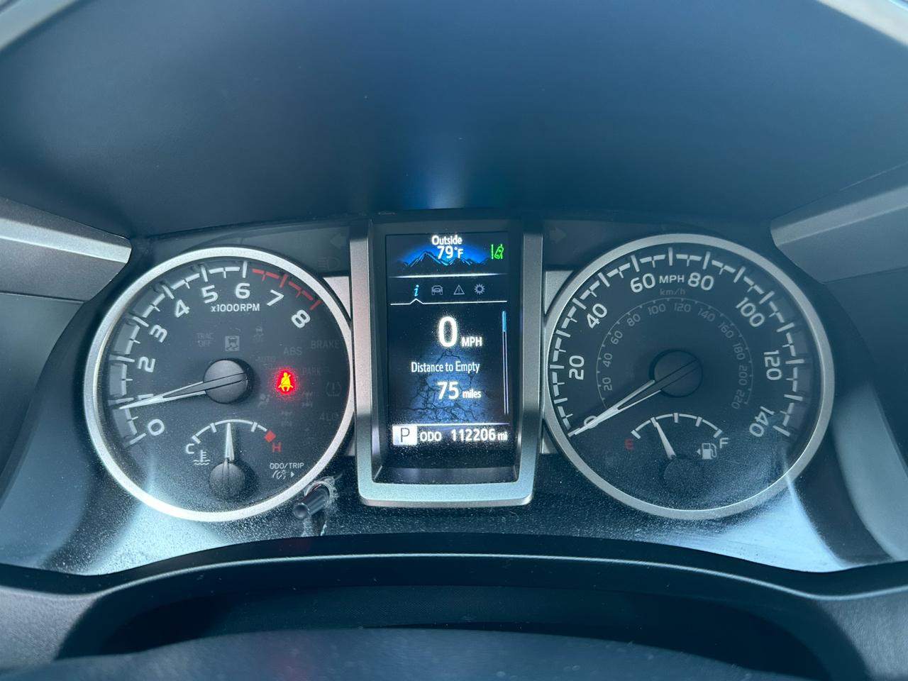 Toyota Tacoma 2WD SR5 Double Cab 5' Bed V6 AT (Natl) 2022