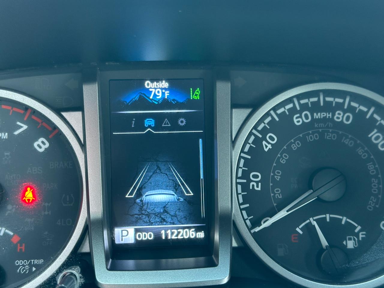 Toyota Tacoma 2WD SR5 Double Cab 5' Bed V6 AT (Natl) 2022