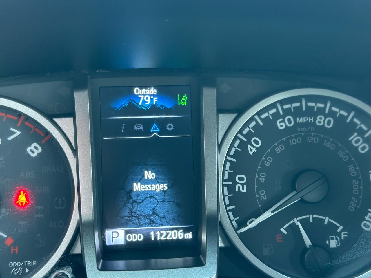 Toyota Tacoma 2WD SR5 Double Cab 5' Bed V6 AT (Natl) 2022