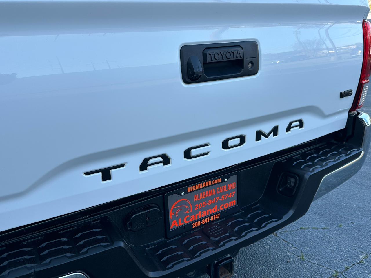 Toyota Tacoma 2WD SR5 Double Cab 5' Bed V6 AT (Natl) 2022