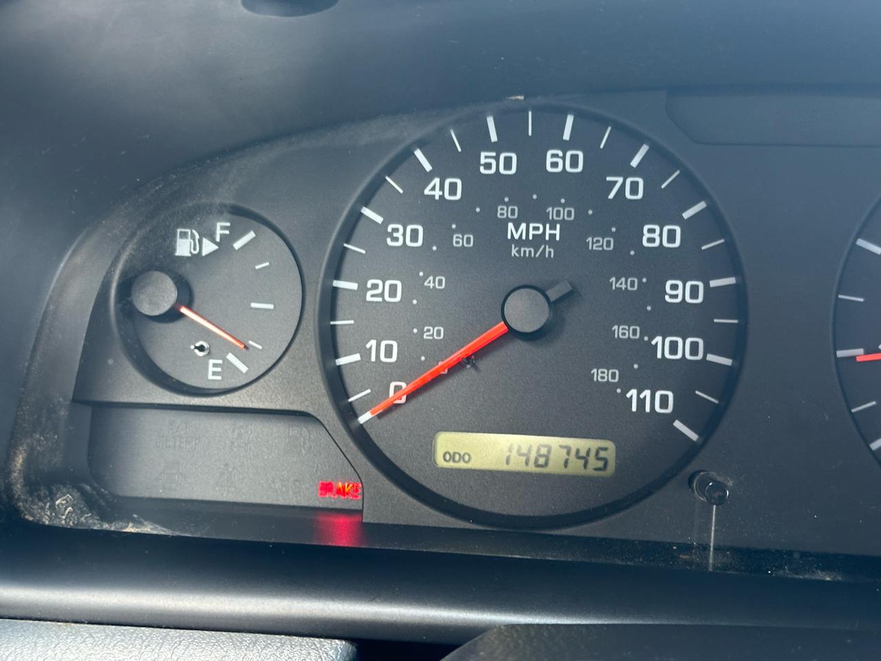 Nissan Frontier 2WD XE King Cab I4 Manual 2001