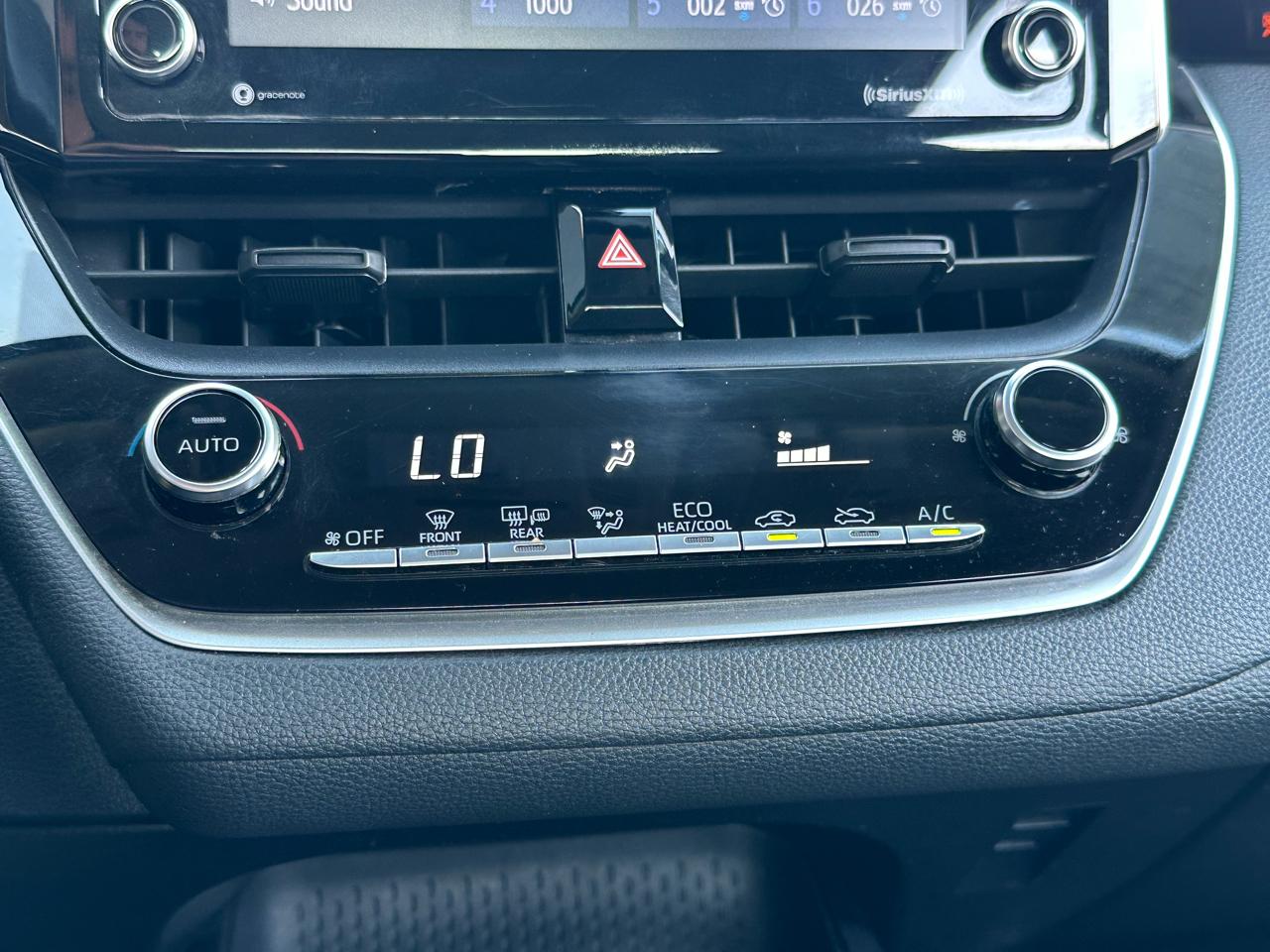 Toyota Corolla LE CVT (Natl) 2021