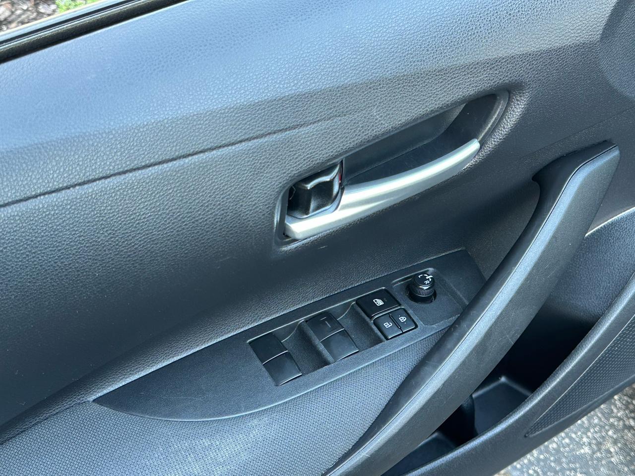 Toyota Corolla LE CVT (Natl) 2021