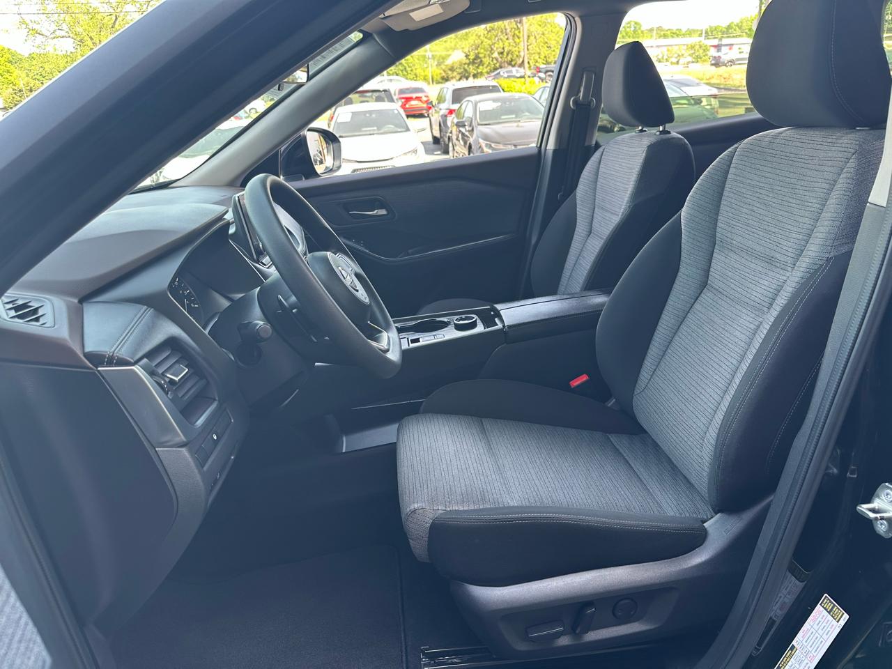 Nissan Rogue AWD SV 2023