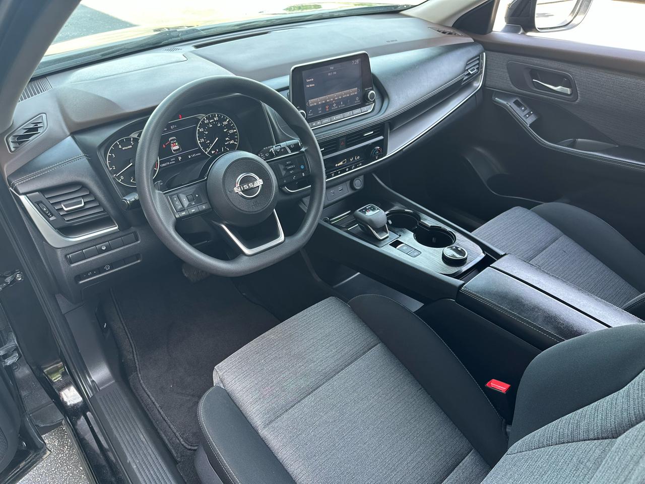 Nissan Rogue AWD SV 2023